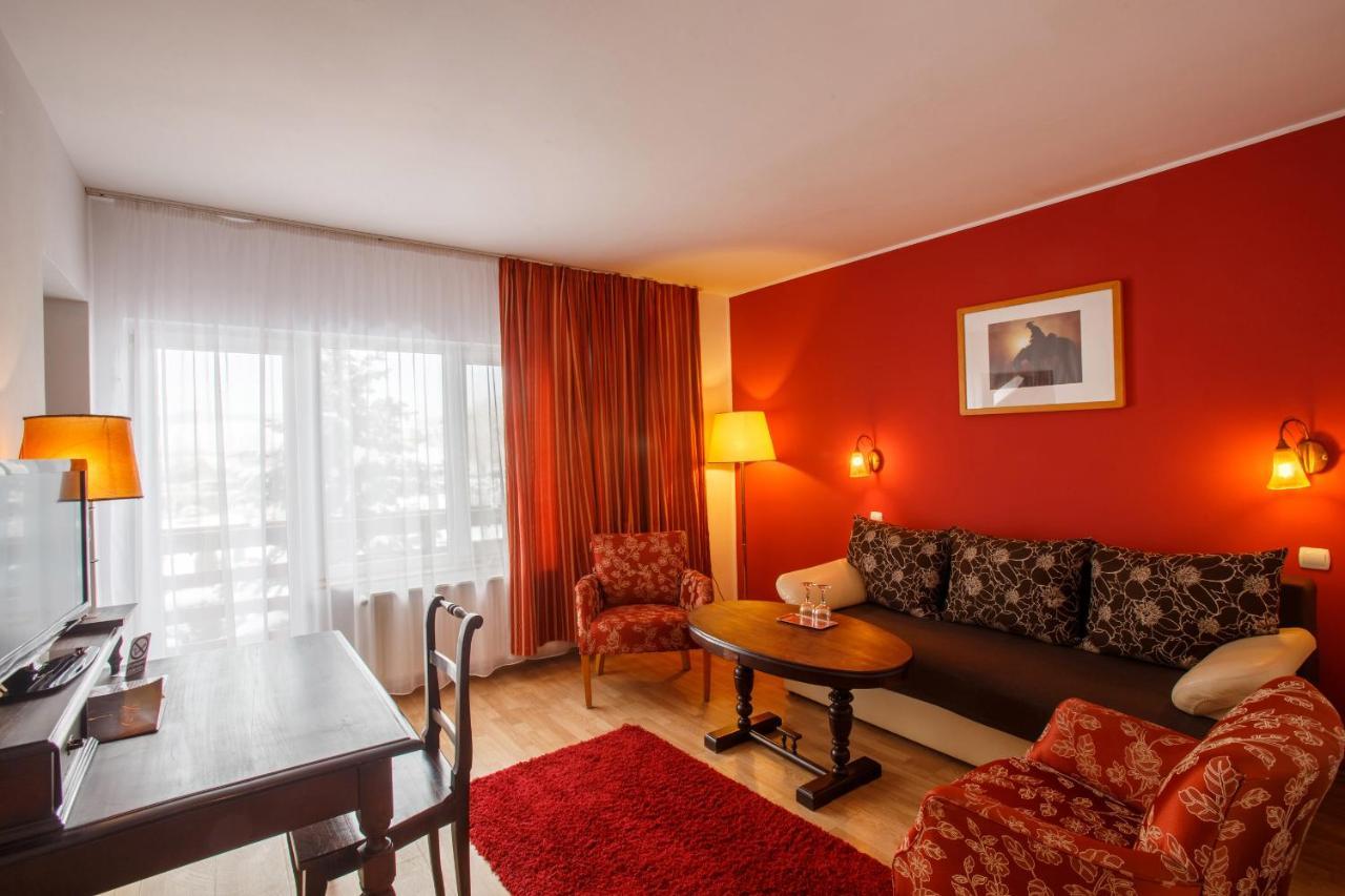 Domeniul Dracula Danes Hotel Kültér fotó