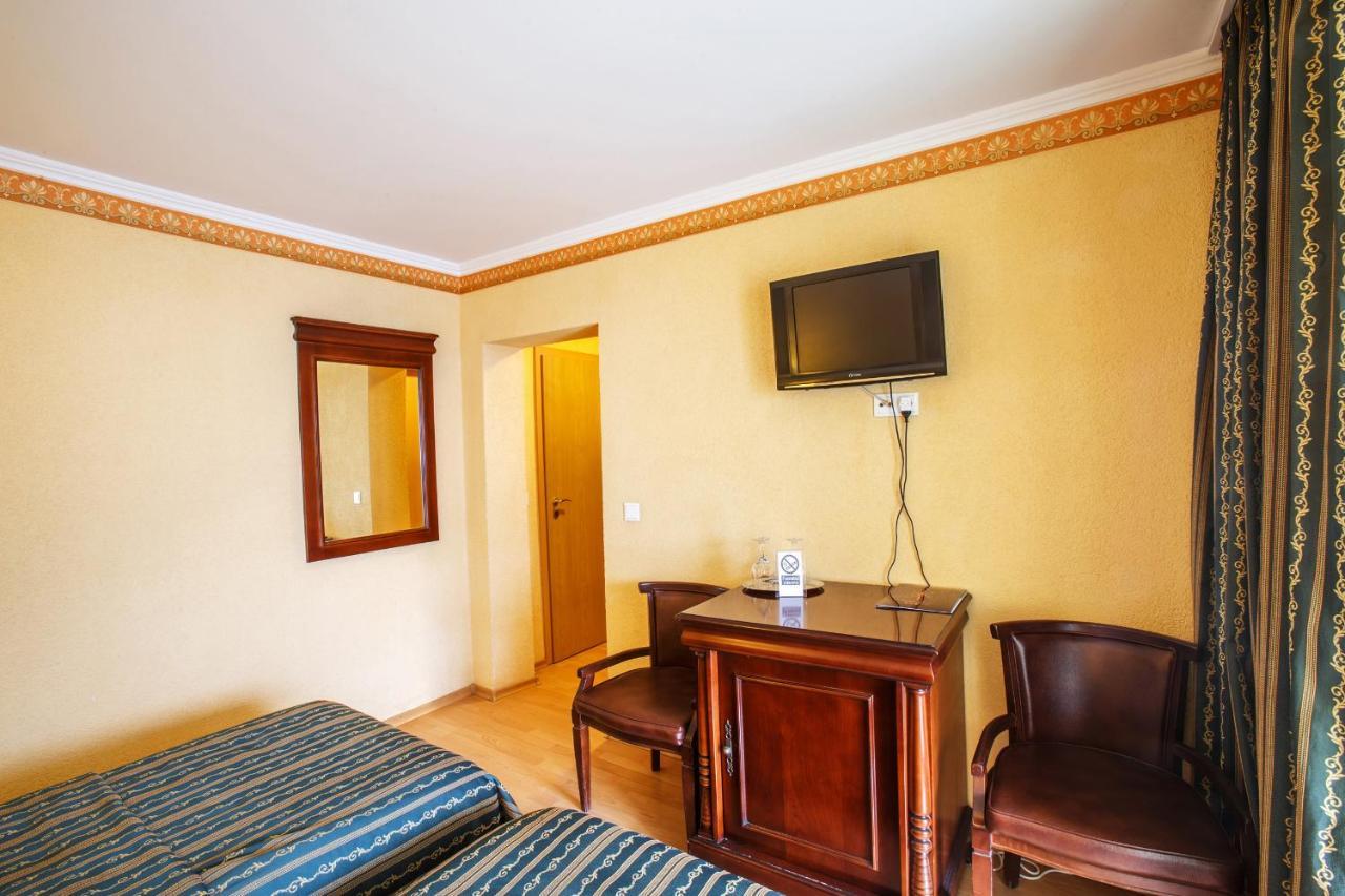 Domeniul Dracula Danes Hotel Kültér fotó