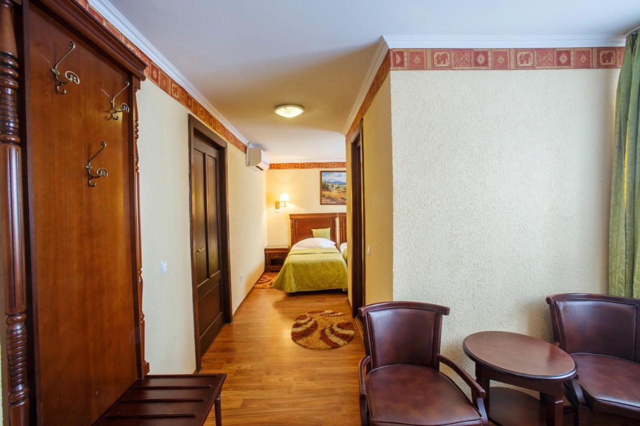 Domeniul Dracula Danes Hotel Kültér fotó