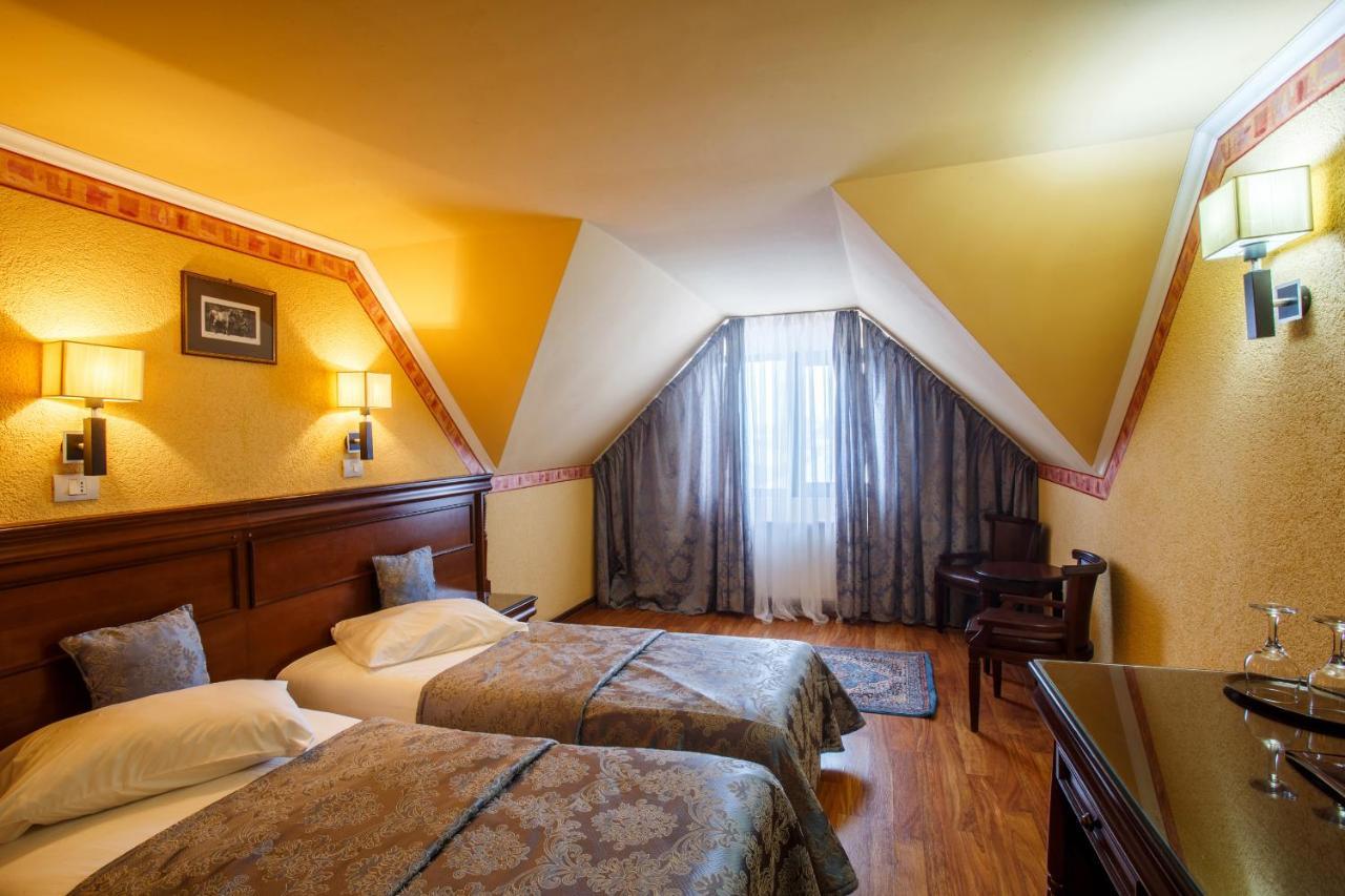 Domeniul Dracula Danes Hotel Kültér fotó