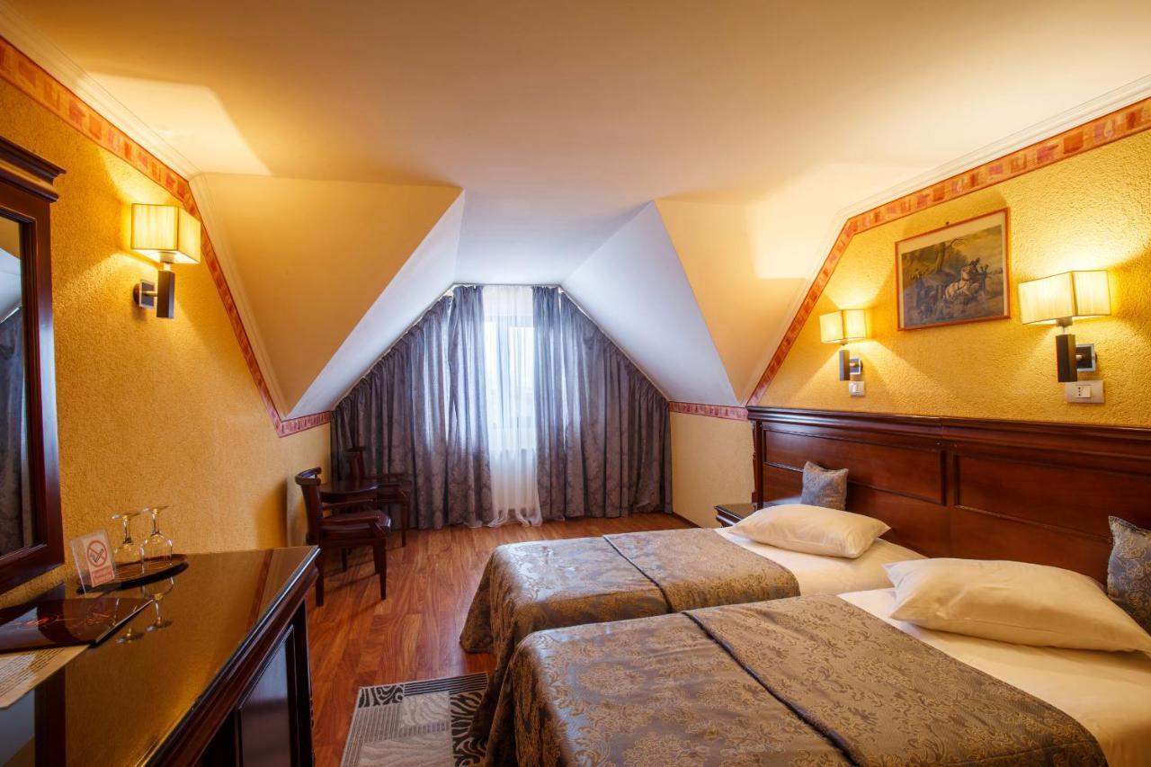 Domeniul Dracula Danes Hotel Kültér fotó