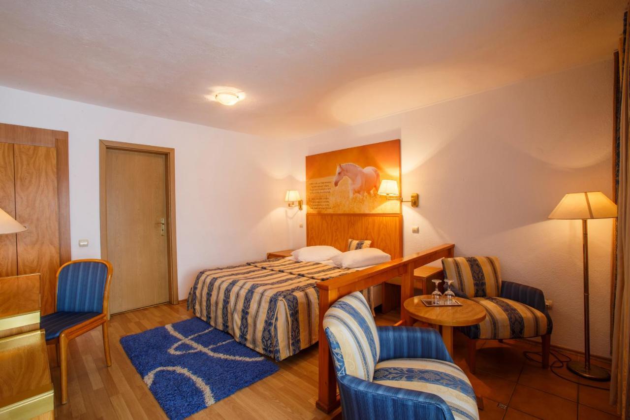 Domeniul Dracula Danes Hotel Kültér fotó